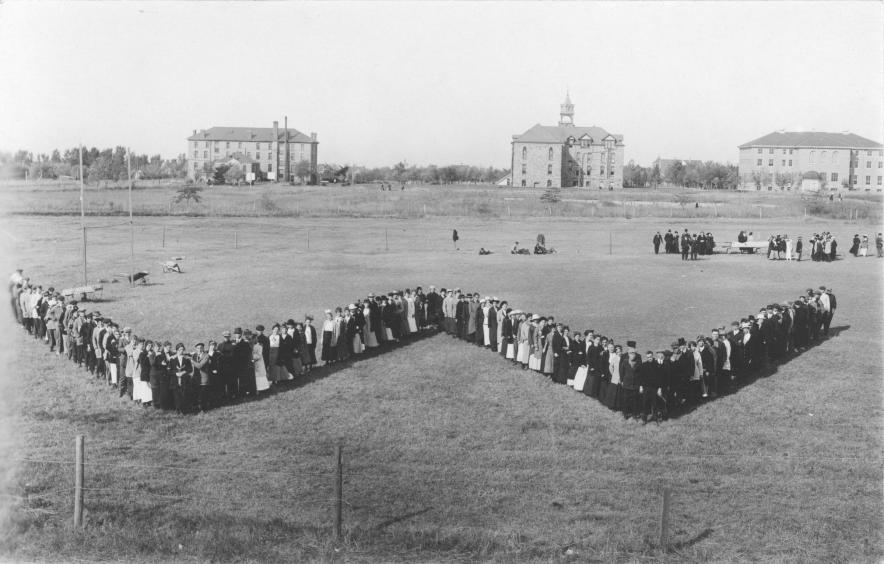 1910s-W_lineup_at_football_game_circa_1917_scrapbook.jpg